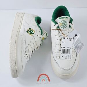 New! Reebok CLUB C 85 Leather Embroidered Archival Crest Logo Tennis Sneakers
